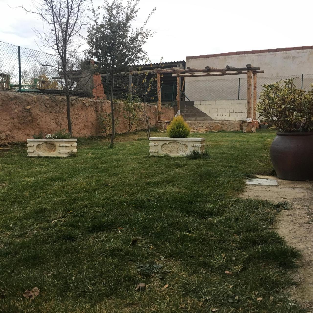 Saldana de Ayllon La Casa Del Cartero Pablo 게스트하우스 외부 사진